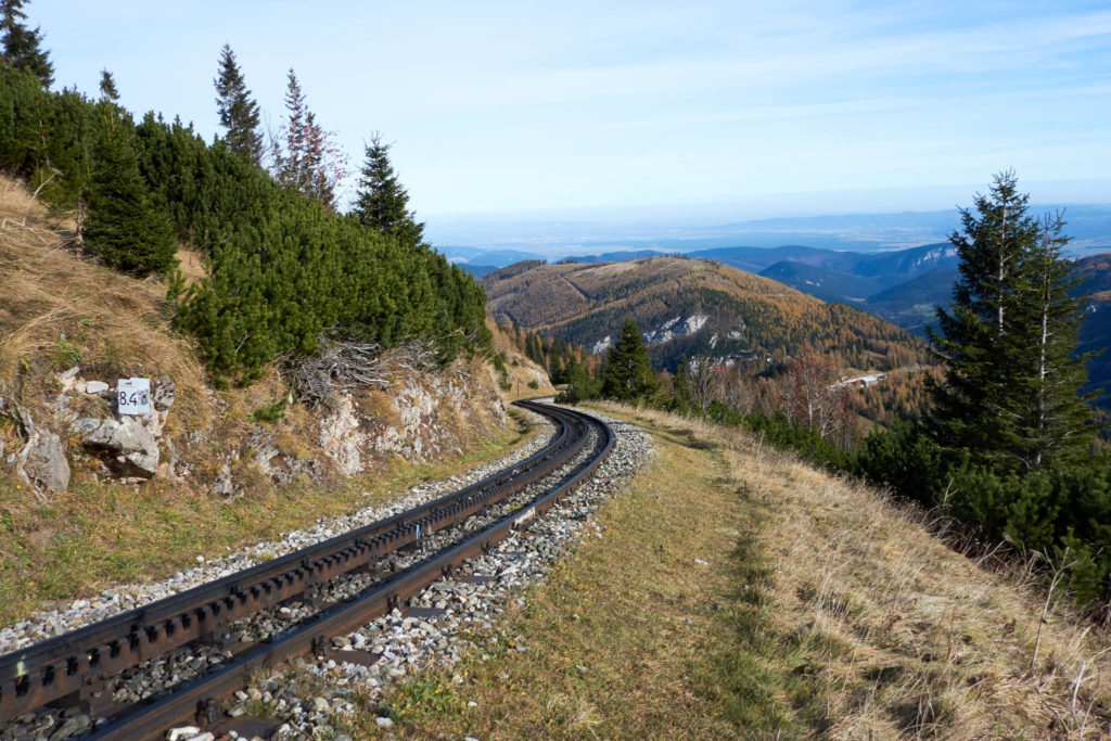 Schneebergbahngleise