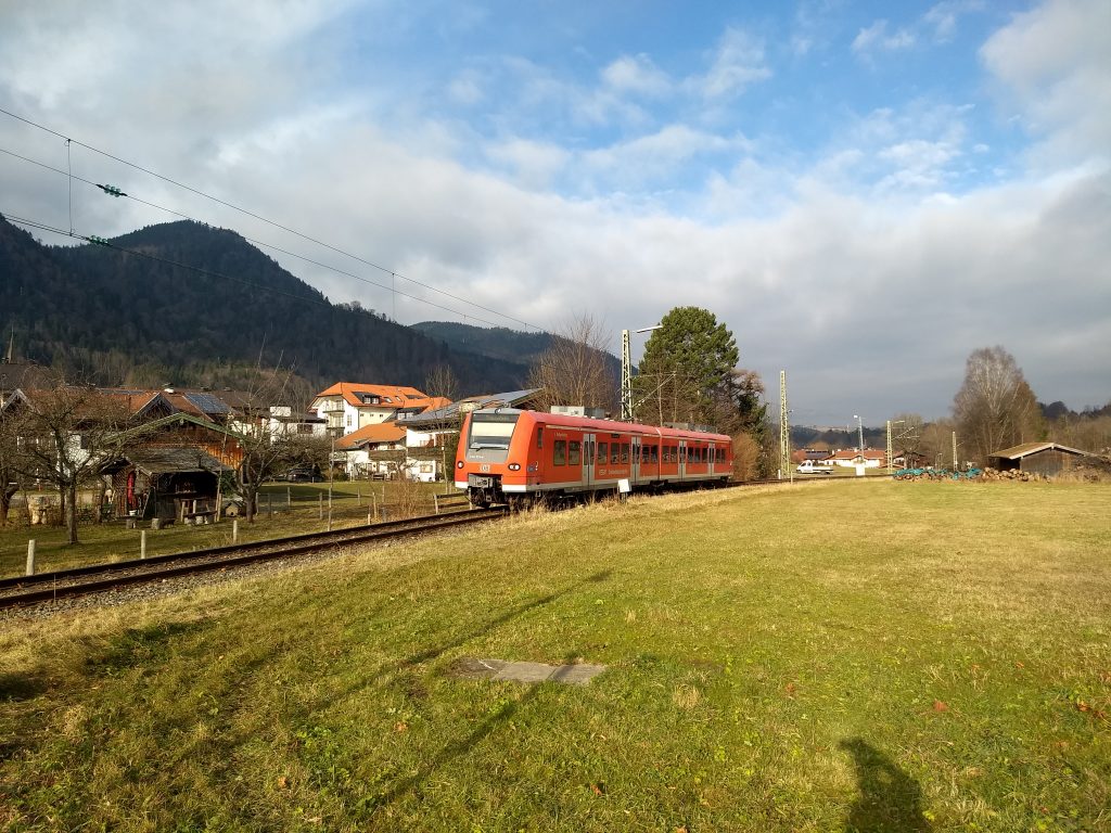 Die Südostbayernbahn fährt im Stundentakt zurück nach Traunstein. Foto: Nikolaus Vogl