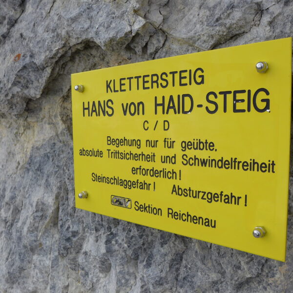 Einstiegstafel Hans-von-Haid-Steig. Foto: Alpenverein Edelweiss