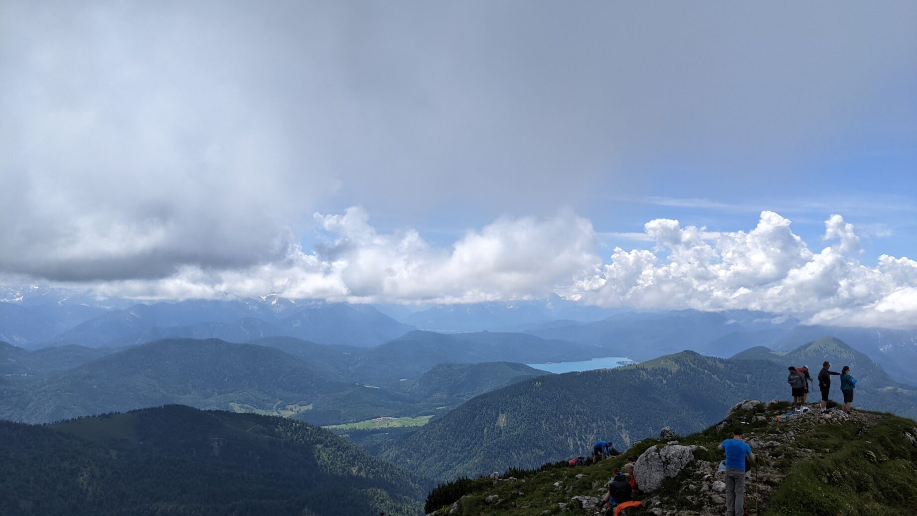 Gipfelblick Benediktenwand. Foto: Tobias Hecht