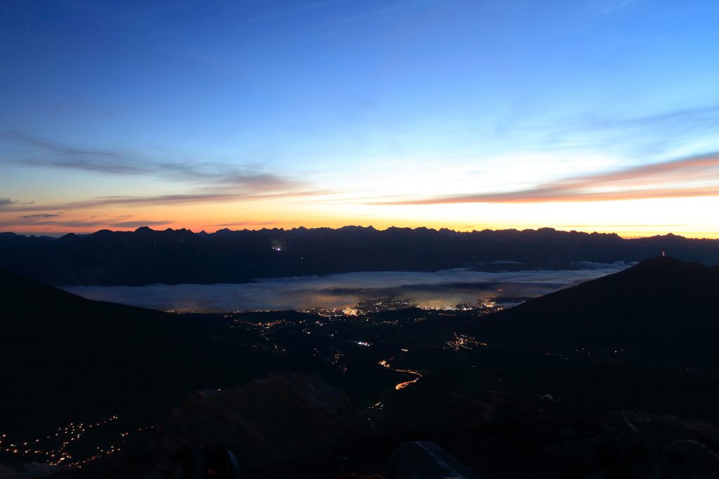 Blick auf Innsbruck bei Sonnenaufgang, Foto: Daniel Gratzl
