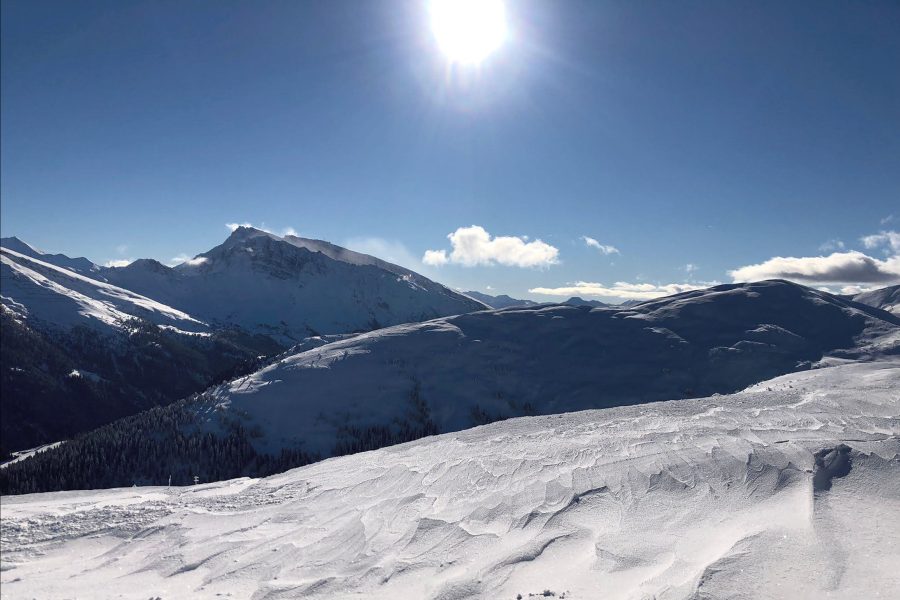 Gipfelfoto am Sattelberg mit Blick Richtung Südtirol, Foto: Alexander Hedenig