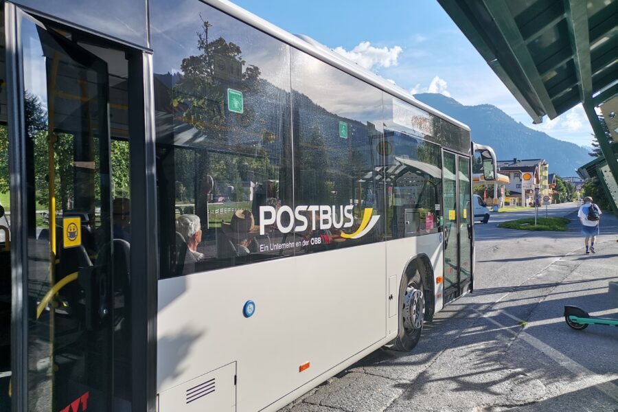 Mit dem Bus zurück zum Bahnhof. Foto Veronika Schöll