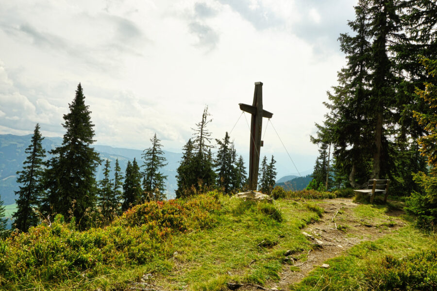 Gipfelkreuz Durchenkopg (1.764 Meter). Foto: Alpenverein Saalfelden