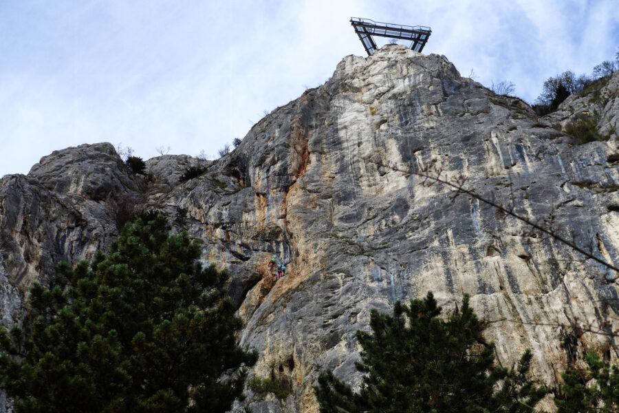 Der Klettersteig verläuft in der Nähe des Skywalks. Foto: Alpenverein Edelweiss