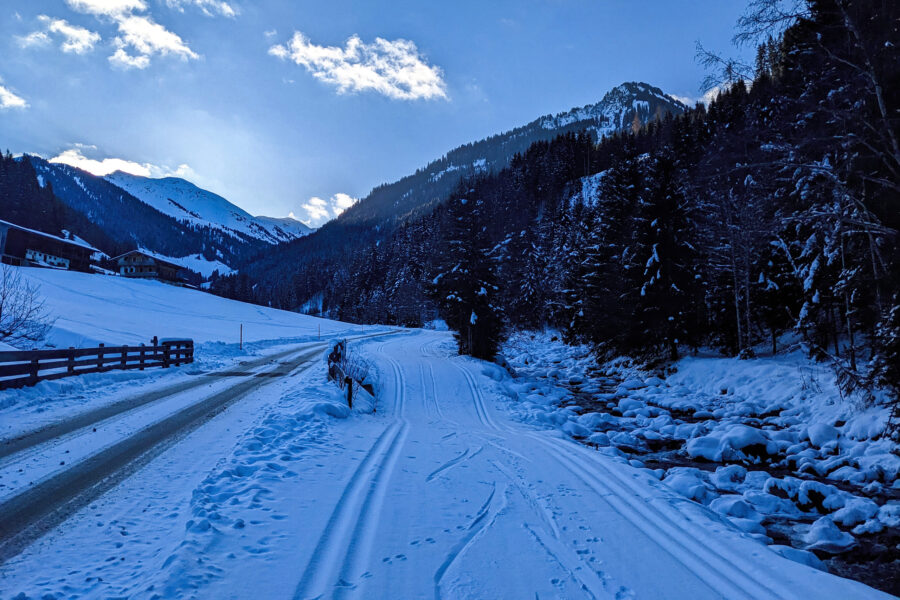Auch mit längeren und schmaleren Skiern würde man in Inneralpbach auf seine Kosten kommen. Foto: Thomas Obermair, Protect Our Winters Austria
