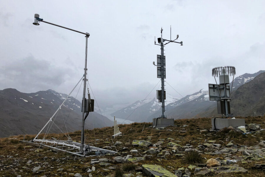 Die Wetterstation am Proviantdepot. Foto: Anna Siebenbrunner, Protect Our Winters Austria (POW AT)