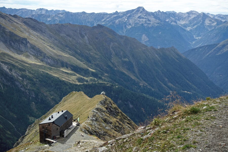 Blick von der Ankogel Bergstation auf das Hannoverhaus. Foto: Gerold Petritsch/Herbert Fuchs