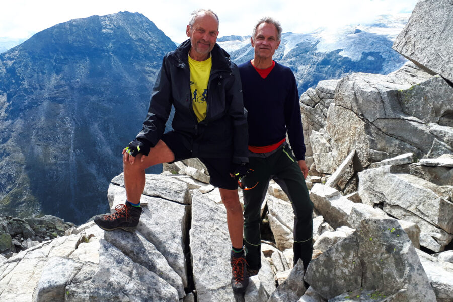 Gerold und Herbert auf der Kleinelendscharte 2.660 Meter. Foto: Gerold Petritsch/Herbert Fuchs