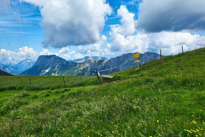 Der Hirscheggsattel mit tollem Blick auf den Pfaffenstein. Foto: Anna, Protect Our Winters Austria (POW AT)