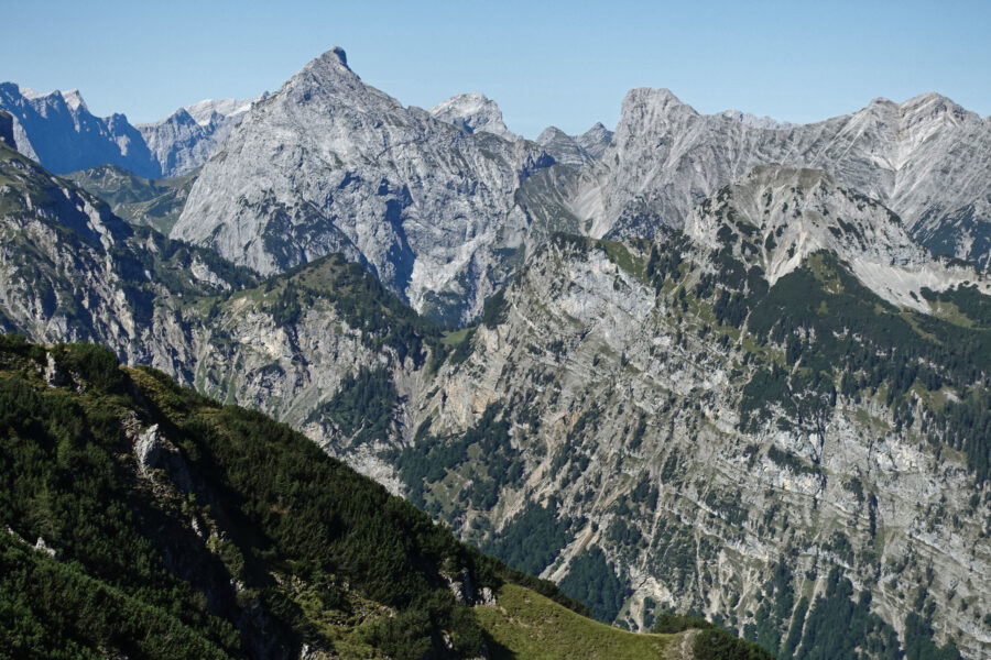 Gipfelaussicht 2. Foto: Gerold Petritsch