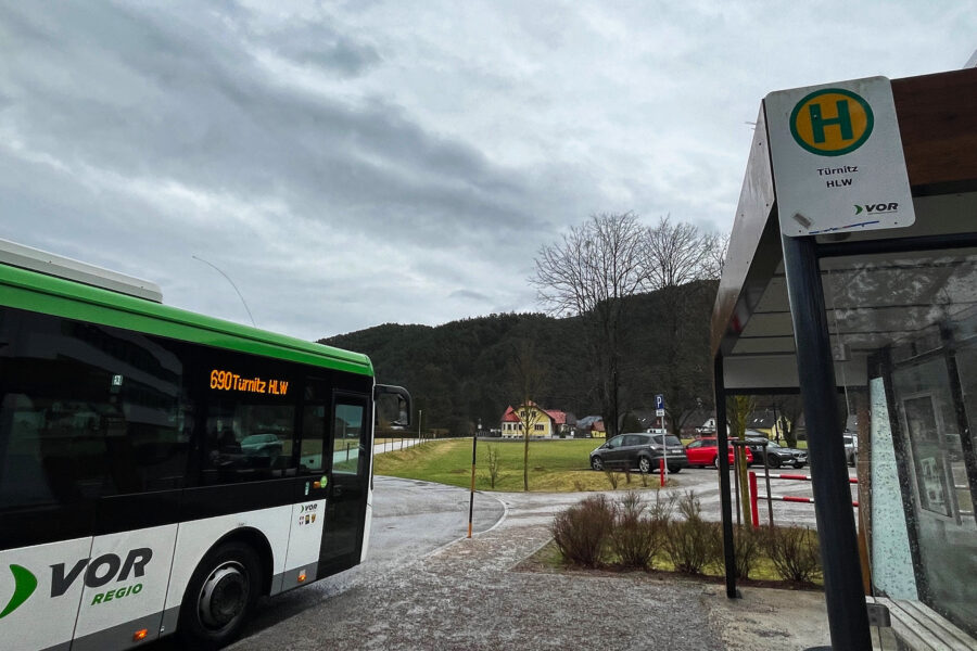 Der Bus von Traisen oder auch Lilienfeld Bhf nach Türnitz. Foto: Ursula Trübswasser