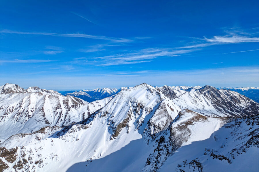 Blick Richtung Gaiskogel, der auch ein schöner Skitourenberg mit toller Öffi-Anbindung ist. Foto: Anna, POW AT